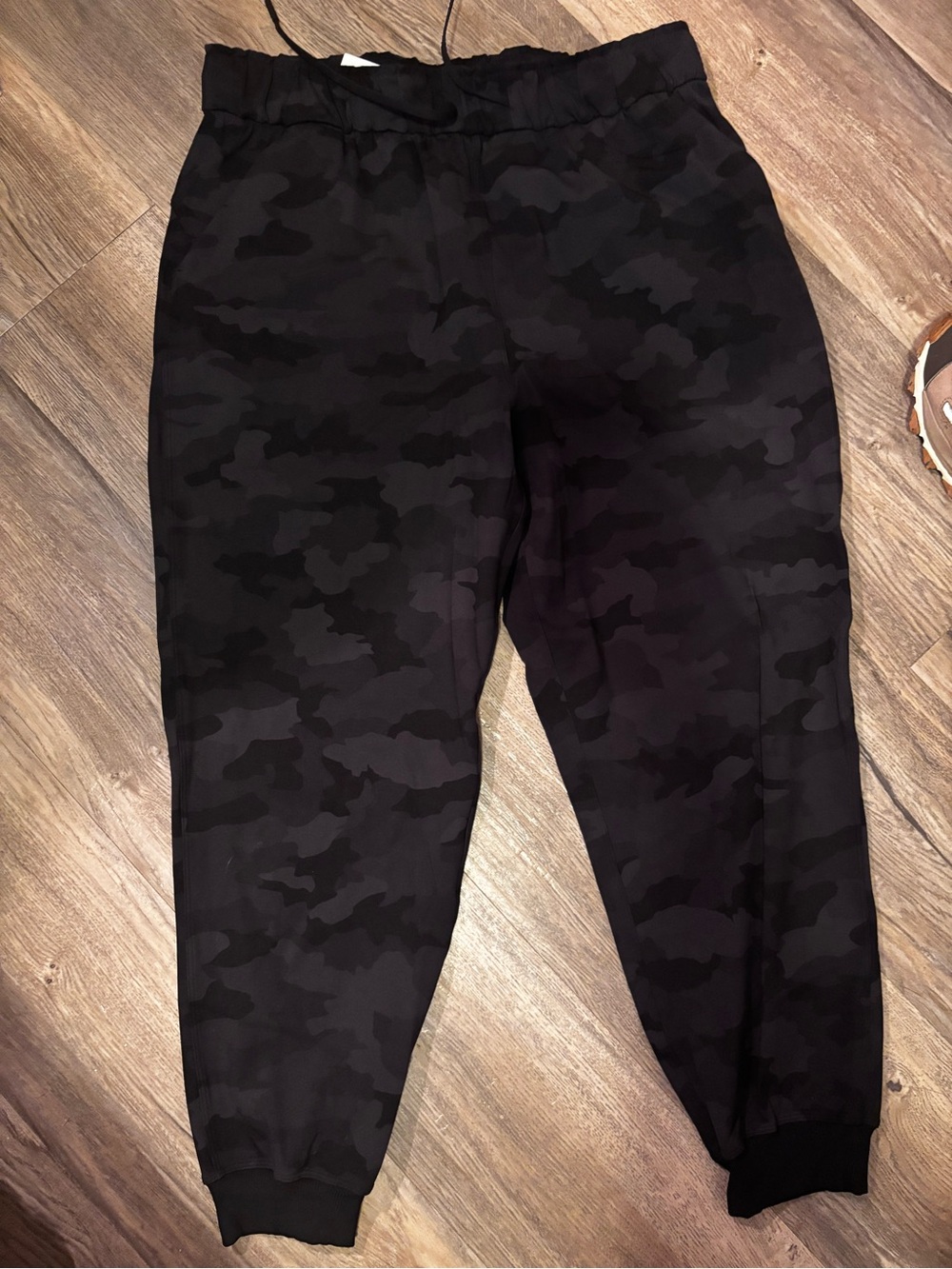 lululemon athletica Women's Black Camo Jogger Pants